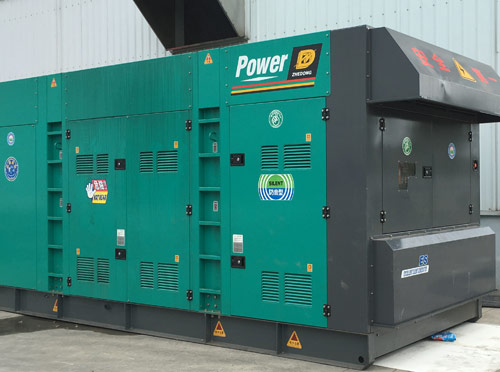 德阳升级发电机组的过程中需要注意哪些安全事项？